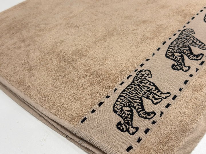 Bedsy Tigers Hand Towel, 100% cotton, 20x30 inches, lightweight 270g, absorbent, durable and quick-drying for home, hotel, gym, and travel use.